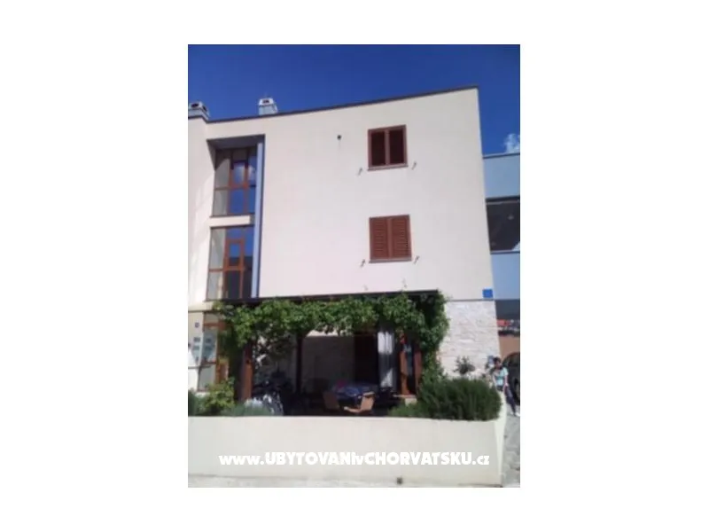 Apartman Edi - Nin